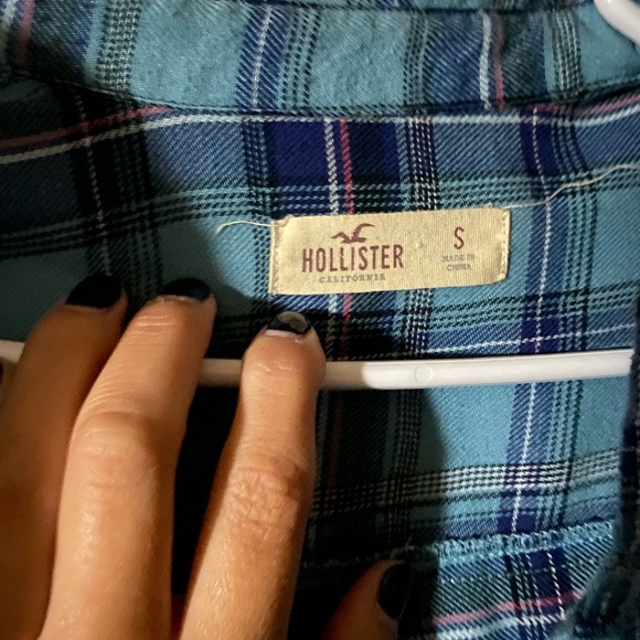 Hollister Plaid Shirt - Picture 2 of 2